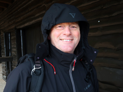 Thorsten vor der JGV-Hütte in Leudersdorf