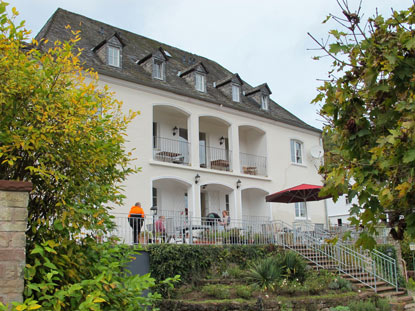 Kruterhotel Villa Vontainie in Nachbarschaft zur  Burg Ramstein