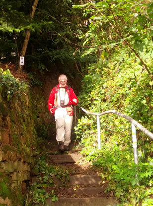 Steiler Abstieg nach Biewer, einem Ortsteil von Trier