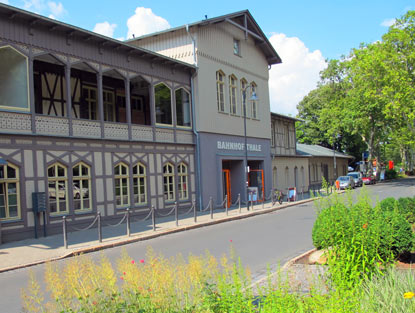 Am Bahnhof von Thale