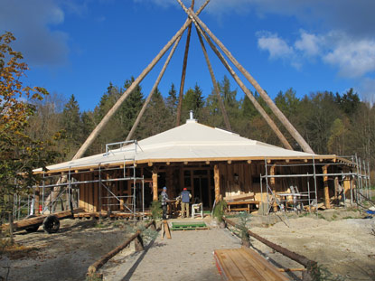 Fr 500.000  wird das neue Khlerzentrum am Stemberghaus mit Gastronomie gebaut. 