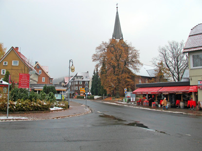 Im Zentrum von Braunlage, die evangelische Trinitatis Kirche