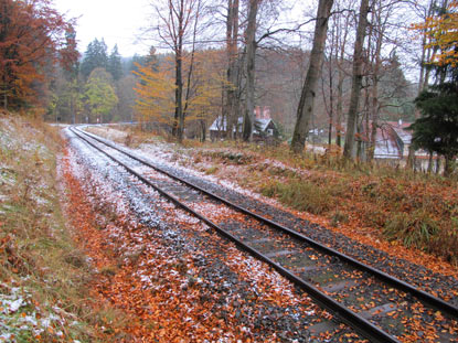 Die Harzquerbahn, eine Schmalspurbahn, verbindet Elend mit Nordhausen (Thringen) mit Wernigerode (Sachsen-Anhalt)