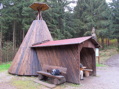 Eselsplatz mit Köte Kühlerhütte.  Rastplatz der Eselstreiber, die die Bergleute mit Lebensmittel versorgten