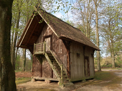 Heidehof Ttsberg - kleines Haus von 1716 mit Reetdach
