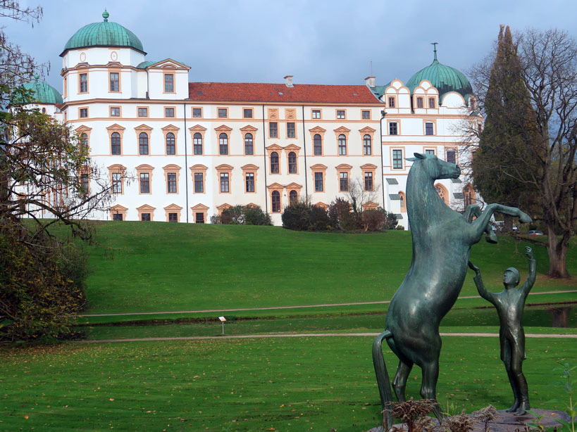 Ende des Heidschnuckenwegs ist am Schloss von Celle