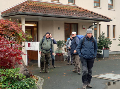 Morgenstart vor dem Hoetl in Halle