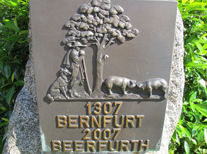 Beerfurth wurde bereits 1307 als Bernfurt erwhnt. Der Name ist von "Ber" abgeleitet und bedeutet Eber (somit Schweine-Furt).