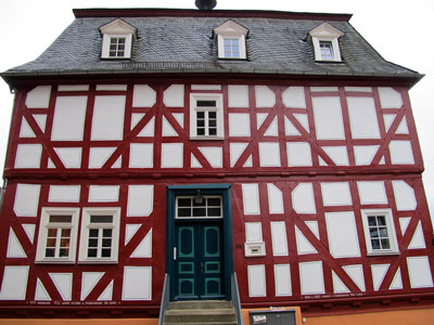 Wandern entlang der Lahn: Biedenkopf "Altes Rathaus" 