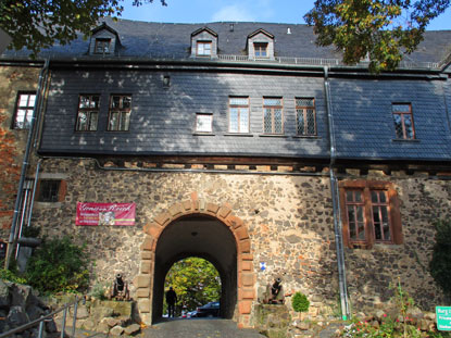 Eingang zur Burg Gleiberg