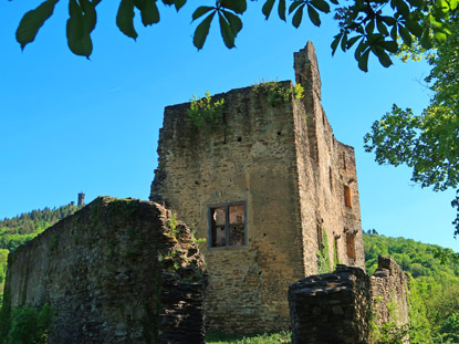 Burgruine Balduinstein im gleichnamigen Ort