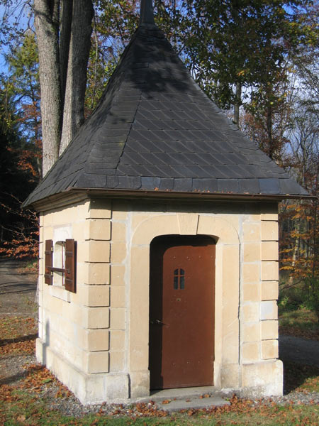 Waldkapelle Kirchbhl unterhalb der Radspitze direkt auf dem Frankenweg