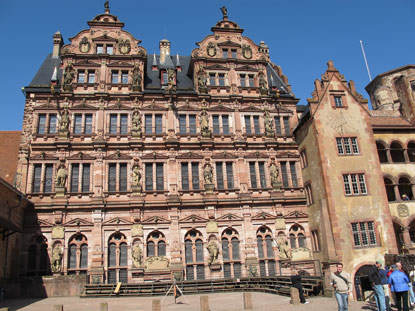 Der Friedrichsbau vom Heidelberger Schloss entstand zu Beginn des 17. Jh. und ist damit der jngste Schlossbau. 