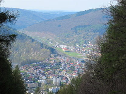 Blick von der Hoppe-Htte auf Ersheim, einen Ortsteil von Hirschhorn