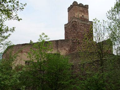 Die Burg "Frouwedenberch" oberhalb von Freudenberg wurde zwischen 1190 - 1200 erbaut