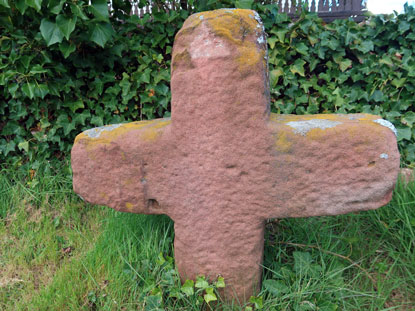 Shnekreuz an der Gaststtte Zum grnen Baum in Hesselbach
