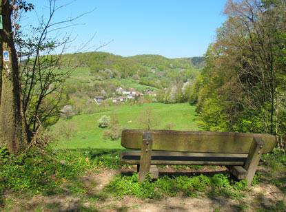 Wandern Odenwald: Blick auf Ober-Laudenbach