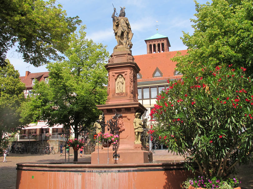 Marktbrunnen auf dem Markplatz von Bensheim