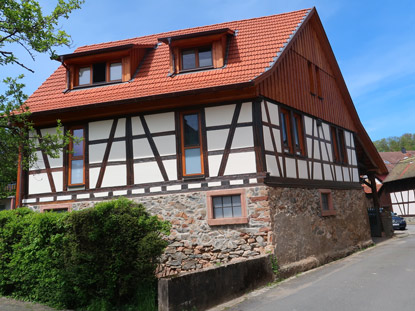 Der Ort Schlierbach bei Lindenfels im Odenwald hat zahlreiche Fachwerkhuser