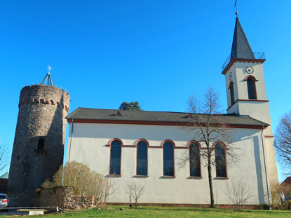 Lindenfels evangelische Kirche und Brgerturm
