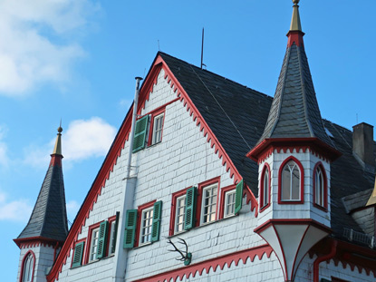 Jagdschloss Eulbach  mit seinen Erkertrmchen