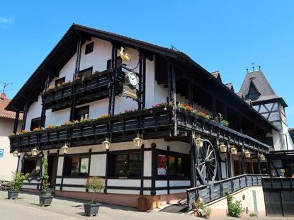 Gasthaus Schorsch (Uhrenschorsch) in Erlenbach