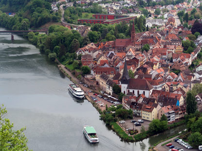 Blick von der Rothsnasenhtte auf die Altstadt von Neckargemnd
