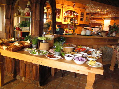 Frhstcksbuffet im Hotel Carpatia in Sermek
