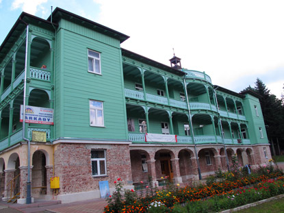 Das Nazarenenkloster von Komańcza. Seit 1928 leben hier die Nazarether Ordensschwestern