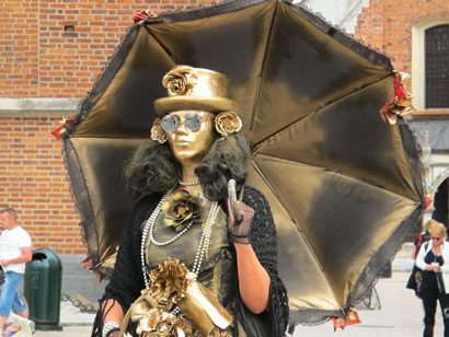 Mimen, die sich auf dem Karneval von Venedig sehen lassen knnten.