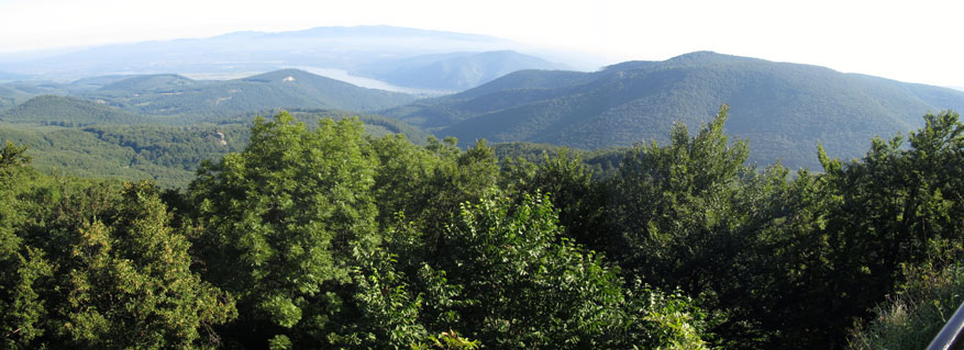 Der Dobogk ist mit 699 m der hchster Gipfel des Berglandes um Visegrd