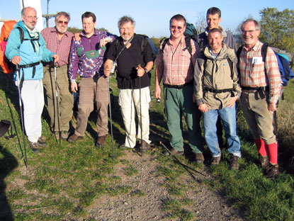 Die Wandergruppe unterwegs von Koblenz nach Unkel im Herbst 2006