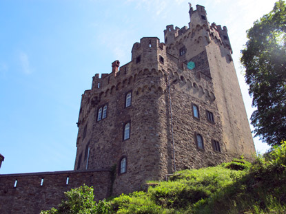Rheinburgenweg-Wanderung: Burg Sooneck galt als "Raubritternest" und wurde schon frh zerstrt
