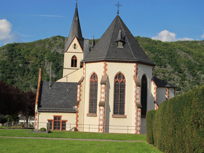 Wanern am Rhein: Die Pfarrkirche St. gidus in Bad Salzig. 