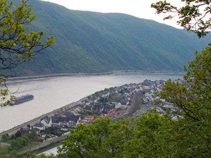 Wandern Rheinburgenweg: Am Bahnhof von Bad Salzig begann unsere 6. Etappe auf dem RheinBurgenWeg