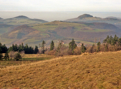 Weite Sicht ber die Rhn-Berge