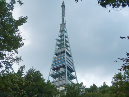 Kleine Karpaten: Der Fernsehturm auf dem Kamzik bei Bratislava 