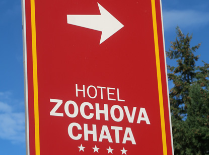 Kleine Karpaten: Das Hotel Zochova Chata in Piesok