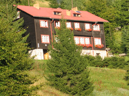 bernachtet haben wir in der Mala Fatra auf 1.075 m in der Chata pod Suchm.