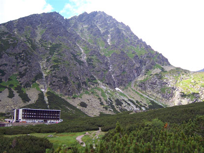 Hohe Tatra: Blick zurck auf das 4 Sterne Berghotel am Fue der Gerlachovsk tt  (Gerlsdorfer Spitze)