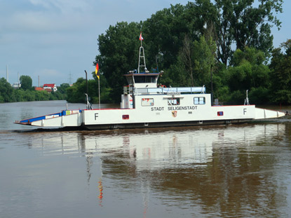 Mainfhre in Seligenstadt