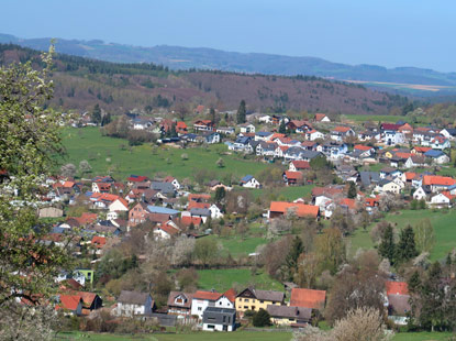 Aussichtspunkt an der Zuckerbuckel-Htte mit Blick nach Weiten-Gesa