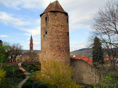 Blauer Hut war Teil der Stadtbefestigung von Weinheim