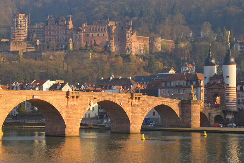 Die Alte brcke von Heidelberg am Sptnachmittag