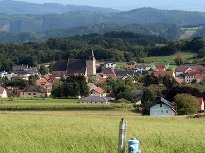 Blick auf den Wallfahrtsort Maria Laach