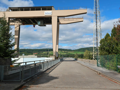 Radweg und Fuweg ber das Kraftzwerk Melk