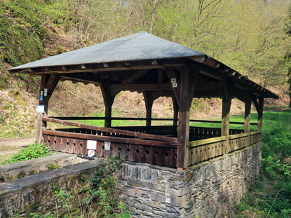 Brunnenfassung am Werkeerbrunnen im Bronbachtal